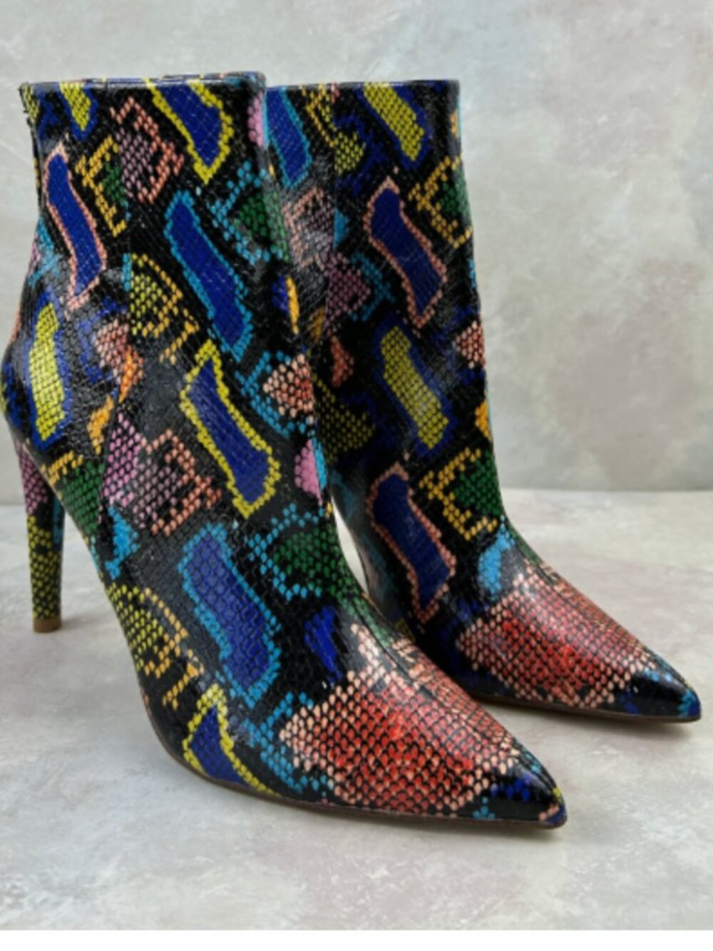 Steve Madden HALENA BRIGHT MULTI booties size 11 - Picture 3 of 4